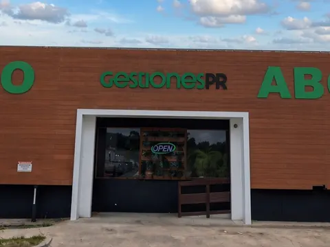 Fachada de Gestiones PR en Caguas, al lado del CESCO